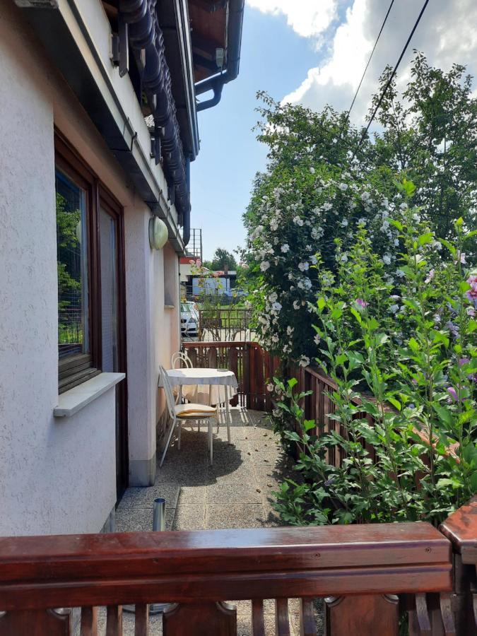 Rooms Cehovin Postojna Kültér fotó