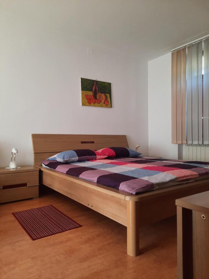 Rooms Cehovin Postojna Kültér fotó